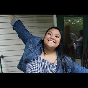 Meet your Posher, Briana